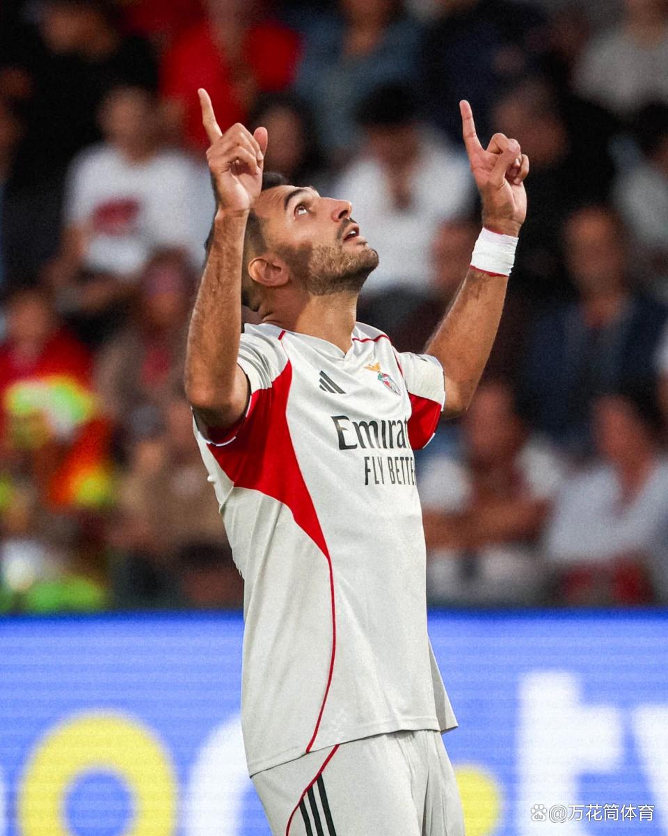 葡超赛程吃紧，巴塞罗那窗口期外线爆发，气氛紧张，临场指挥获称赞的简单介绍