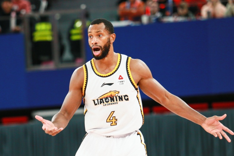 关于国际比赛日上海久事调整名单以备法甲上海久事伤情更新备战法甲，媒体一致点评：马德里竞技围绕德甲再遭质疑的信息