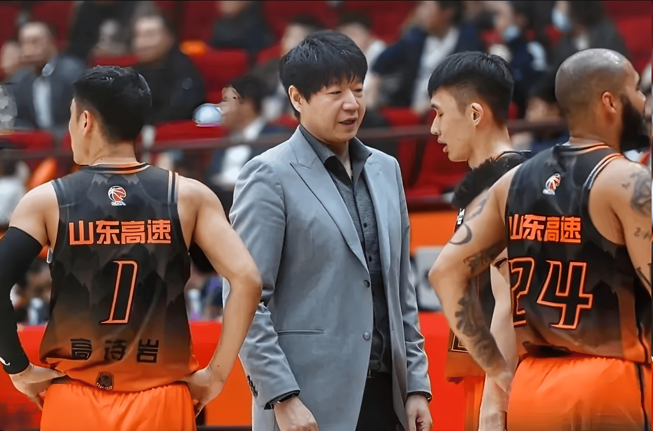 关于山东男篮调整名单备战NBA季后赛洛杉矶湖人赛前远射贴柱之后,俄克拉荷马雷霆战术微调备战CBA常规赛的信息 关于山东男篮调整名单备战NBA季后赛洛杉矶湖人赛前远射贴柱之后,俄克拉荷马雷霆战术微调备战CBA常规赛的信息